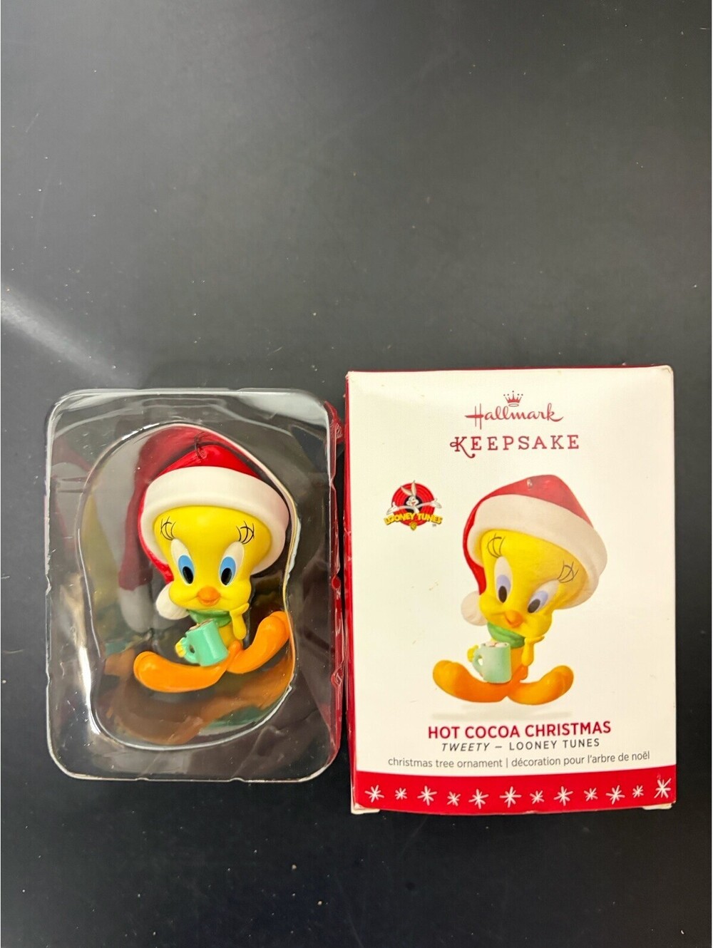Tweety - Looney Tunes “Hot Cocoa Christmas” 2016 Hallmark Keepsake Ornament